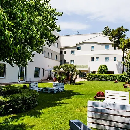 Phi Alcione Otel 4*
