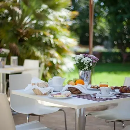 Hotel Phi Alcione 4*